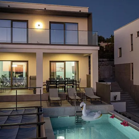 Vista Nova ヴィラ Blato